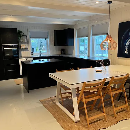 Med Stort Lekerom Feriehus Kristiansand